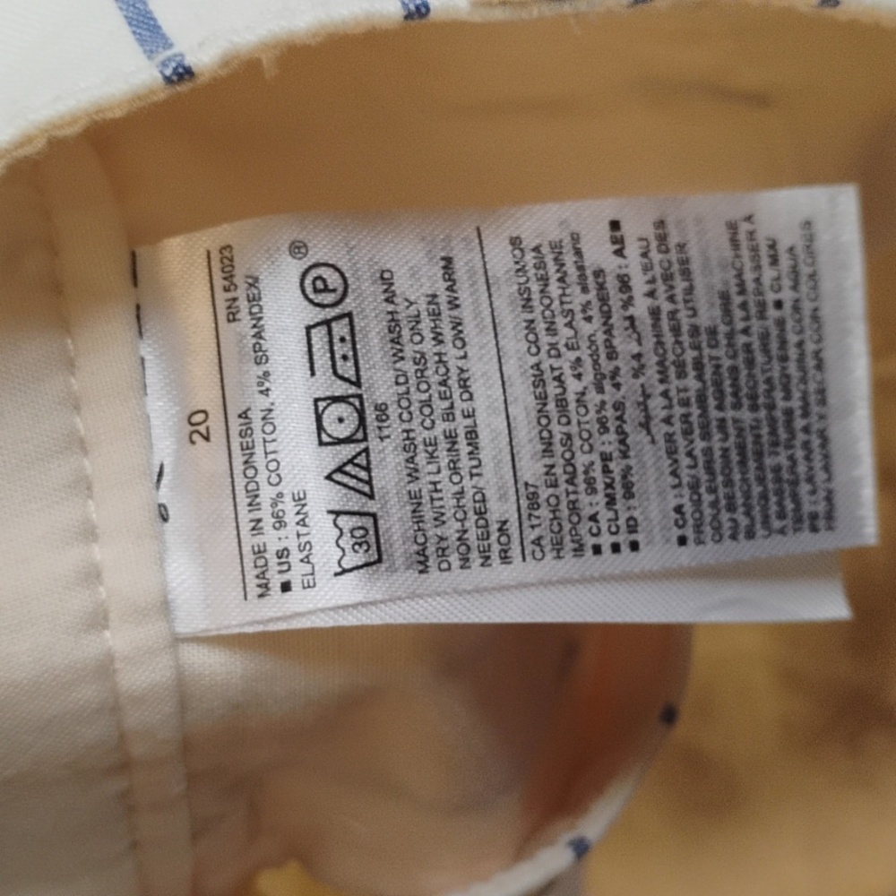 Old Navy Cream and Blue Striped Shorts Size 20 - Picture 8 of 8